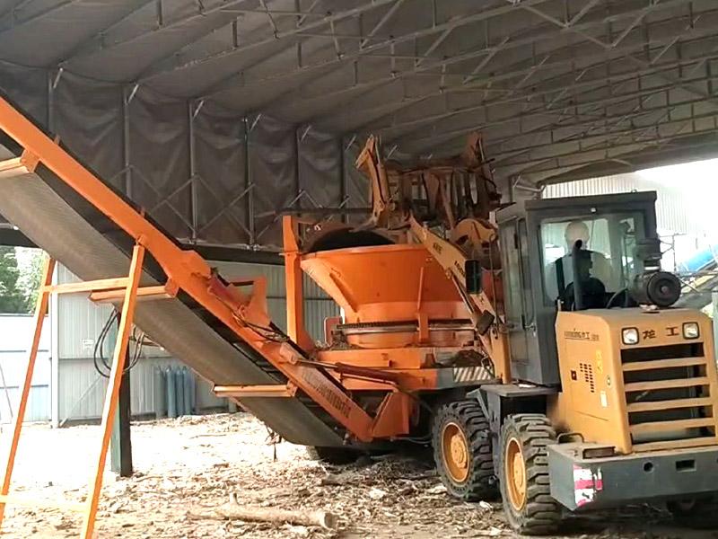 圓盤式樹根破碎機(jī).jpg